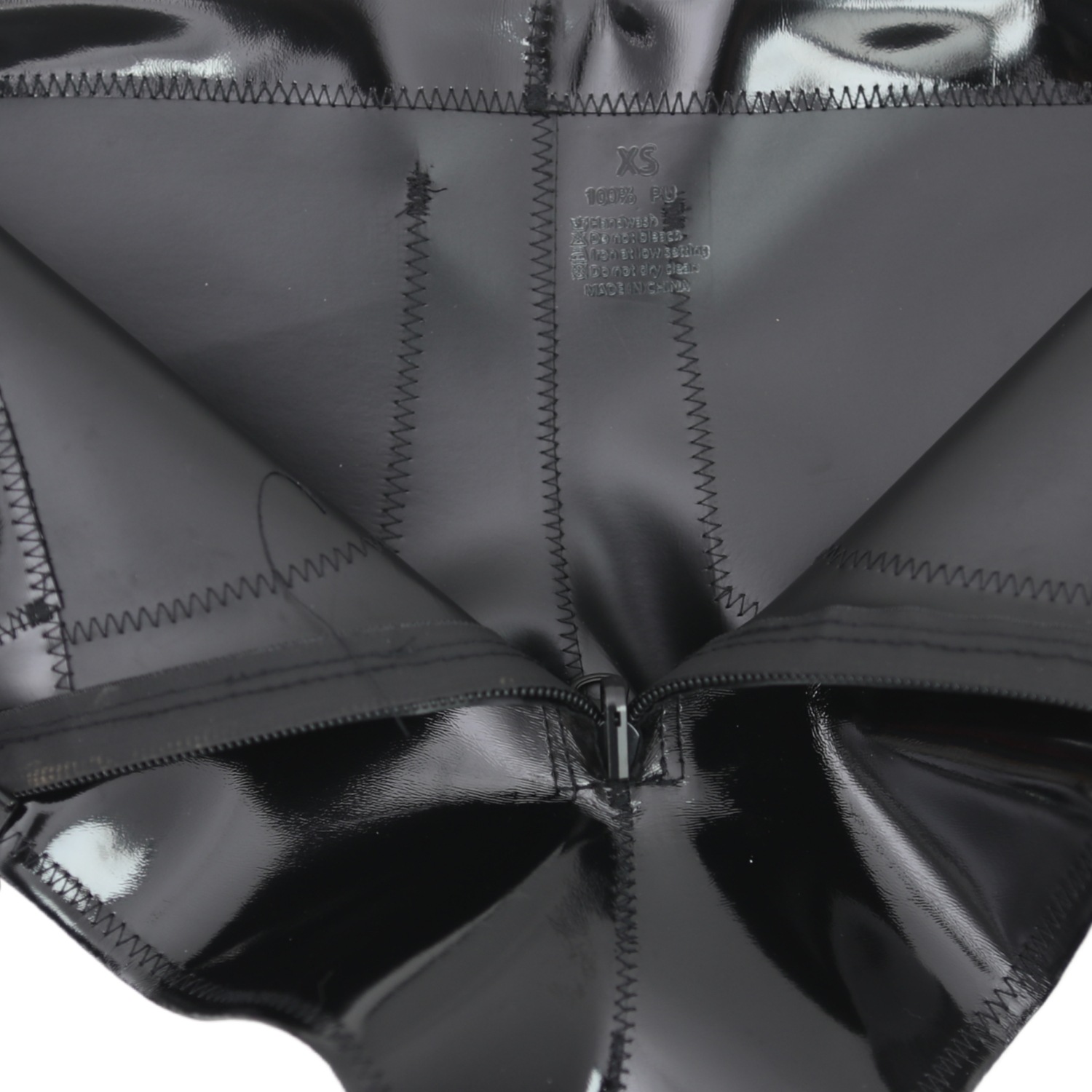 Women Men Glossy Pocket Shorts - Mens Fashion Style ulasan dan harga